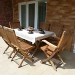 Szabadido Vendeghaz 아파트 *