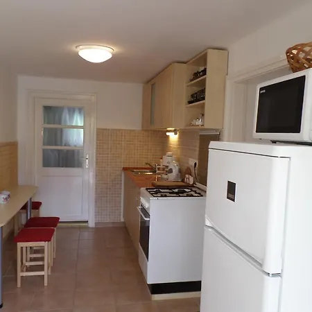 Apartment Szabadido Vendeghaz *