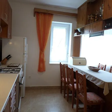 Szabadido Vendeghaz Apartment
